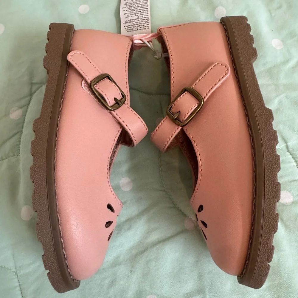 NWT Old Navy BAMBOO Pink Dress Shoes with Classic Mary Jane Style  size 8